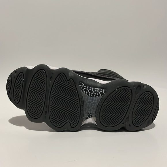 Jordan Pro Strong GS 6Y with the Box - Picture 5 of 8